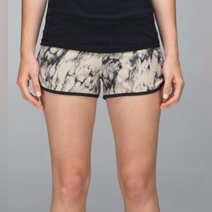 lululemon athletica Marble Print Athletic Shorts in Cream and Black